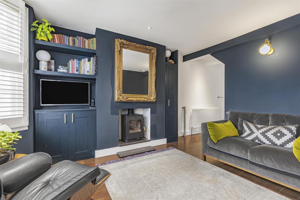 James_anderso ombe_road-tw9__20_.JPG