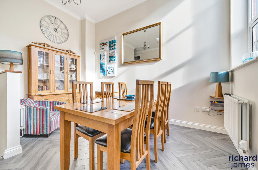 7babdce7-21e0-453...