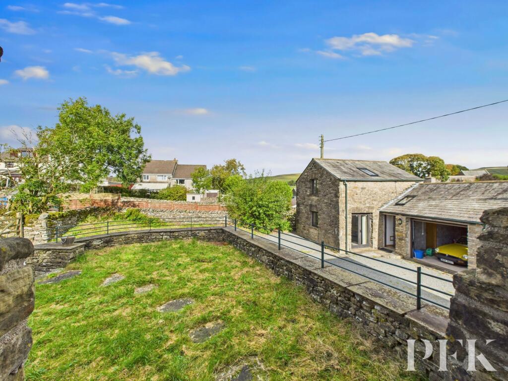 Low Fold Barn - Garden