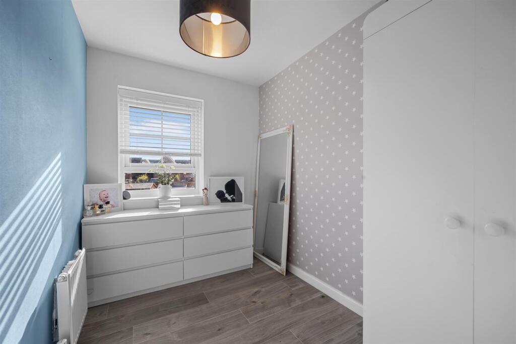 12 Springwell Avenue-12.jpg