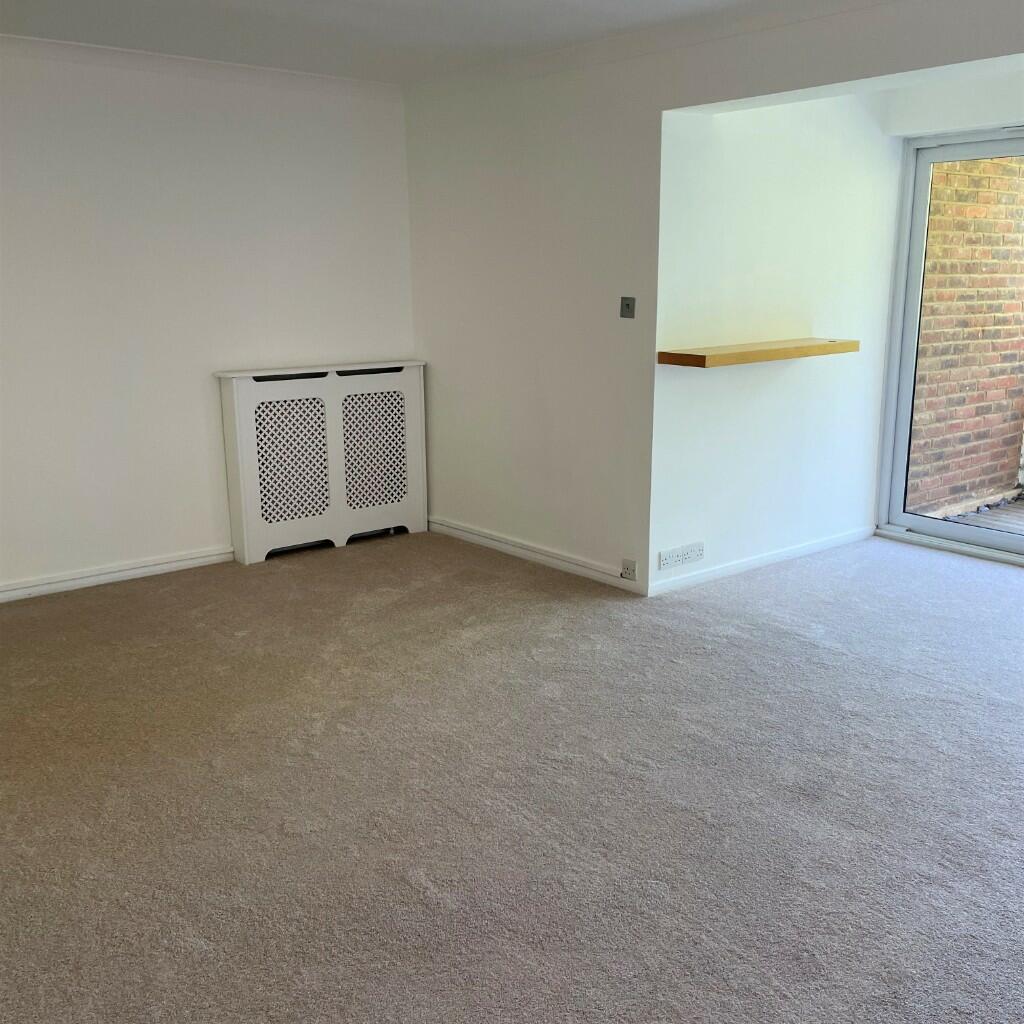 Living Area 2