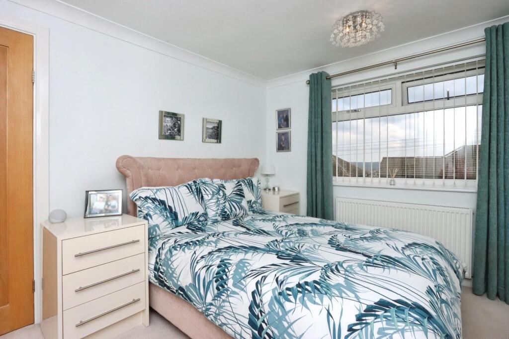 BEDROOM NO.1