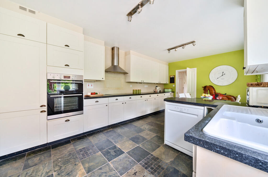 1301629-7-683a04d...