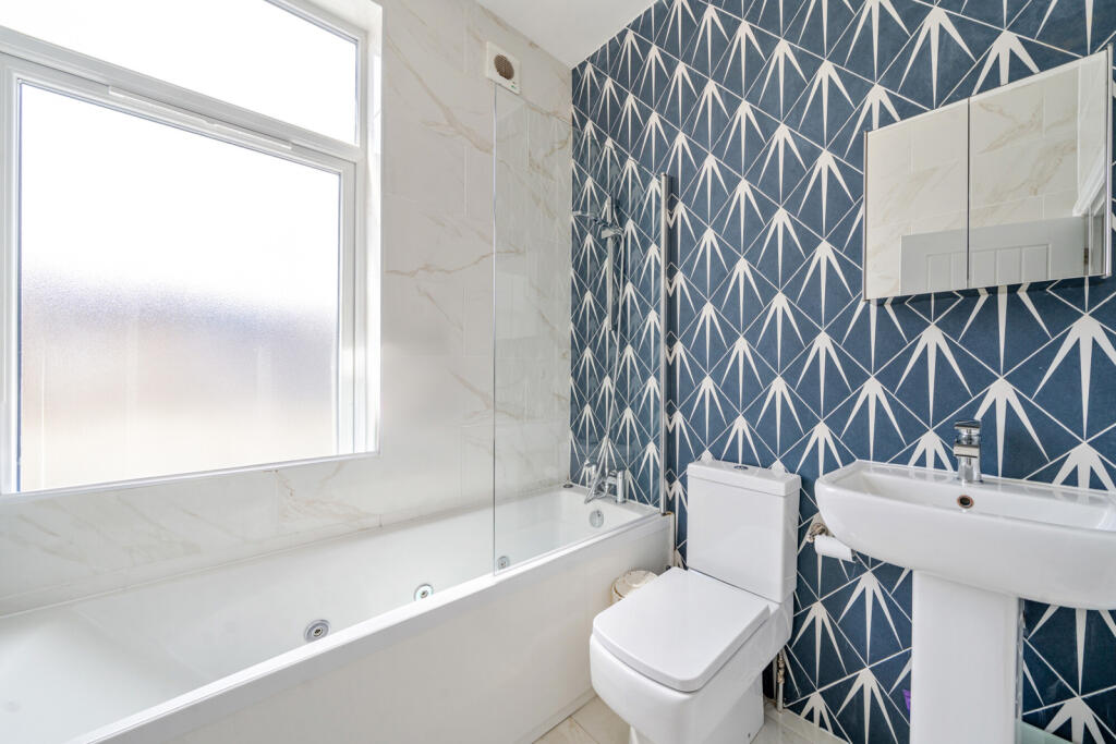 1312871-4-68594d3...