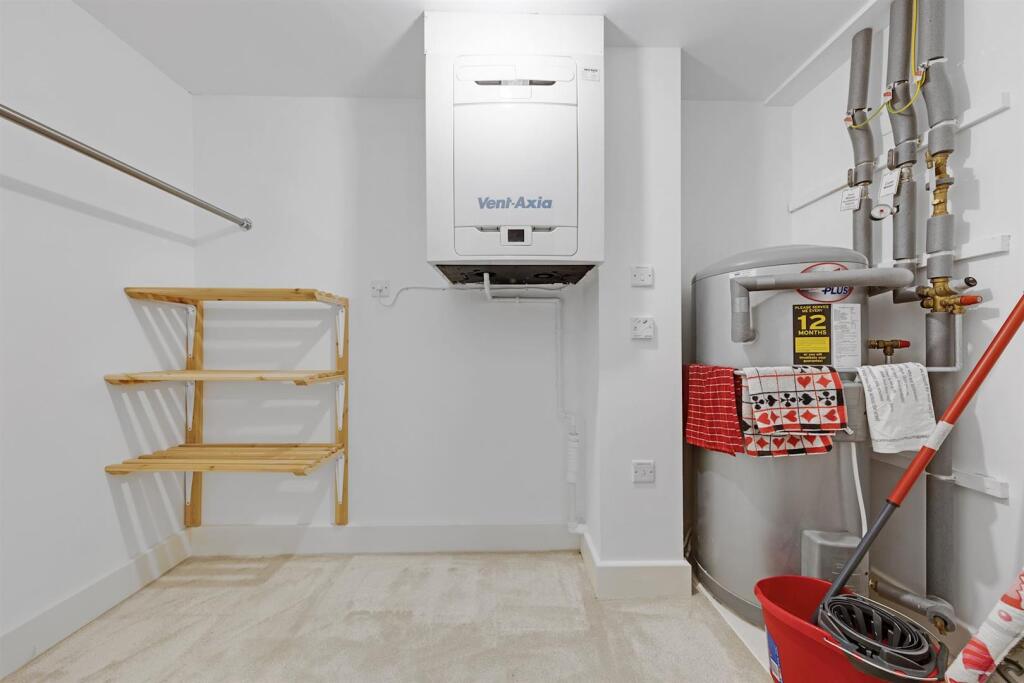 09-3b3ePFMCS 48 The Clockhouse-29-medium.jpg