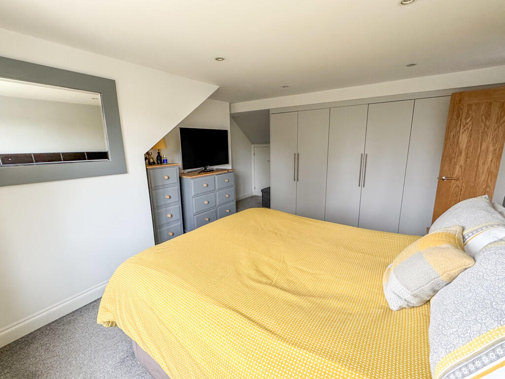 bed1 image3