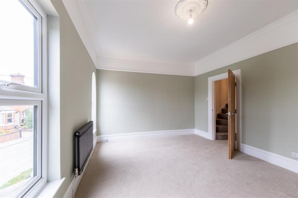 64 The Crescent-033.jpg