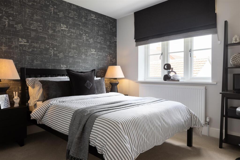 A1234-089-3-Bed-House-Mountbatten-Park,-North-Badd