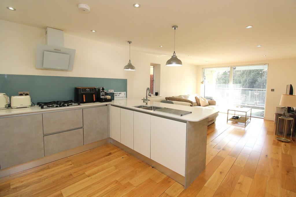 Kitchen/Lounge