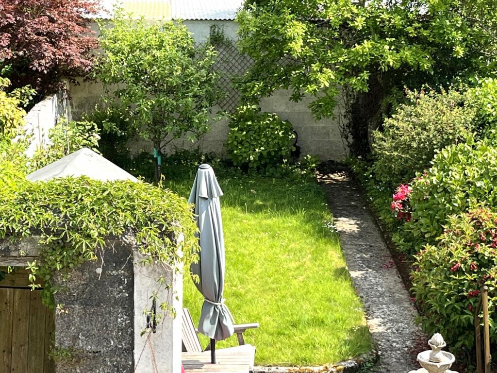 rear lawn