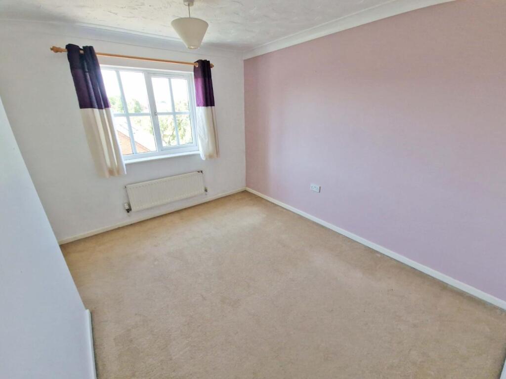 bedroom1b.jpg