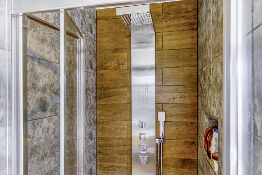 14 Blacksmith Lane (Thorpe On The Hill)-23