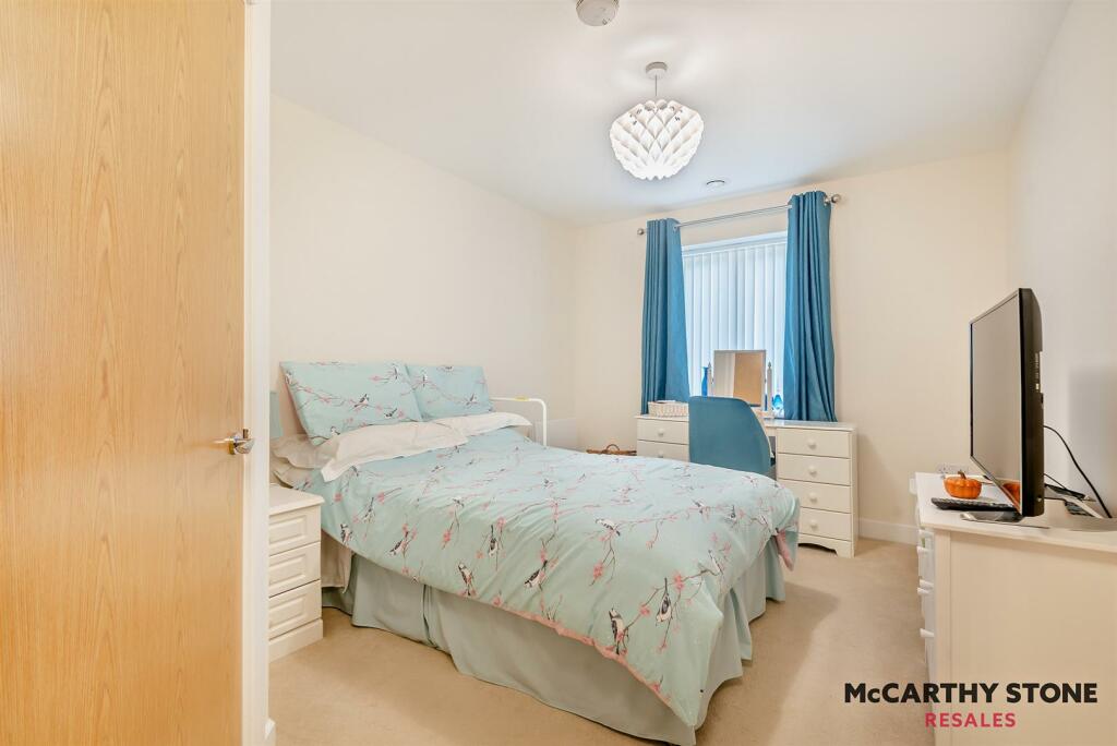 8627048-interior08-800.jpg