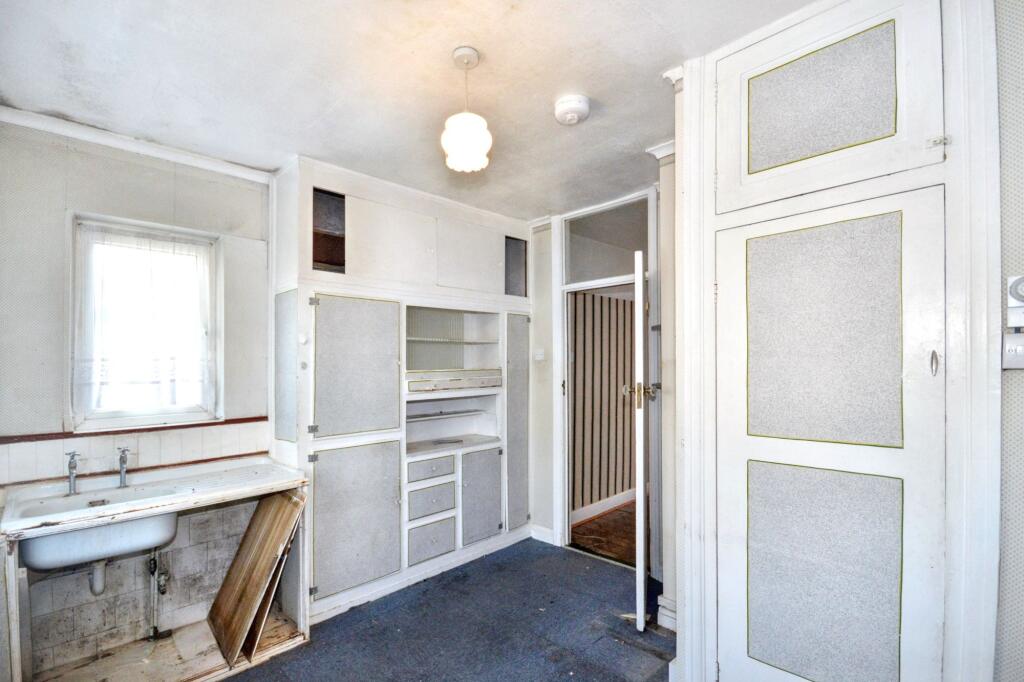 66 Beechcroft Avenue, Harrow, Middlesex, HA2 7JG