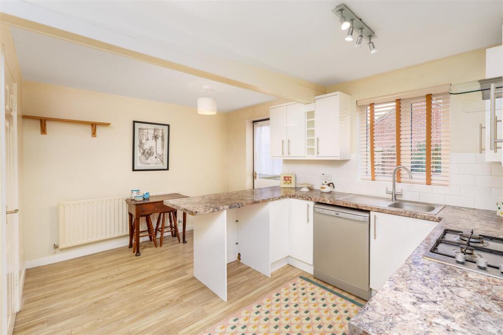 35 Beaulieu Close, Banbury-9.jpg