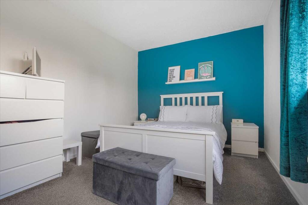 Bedroom One (2)