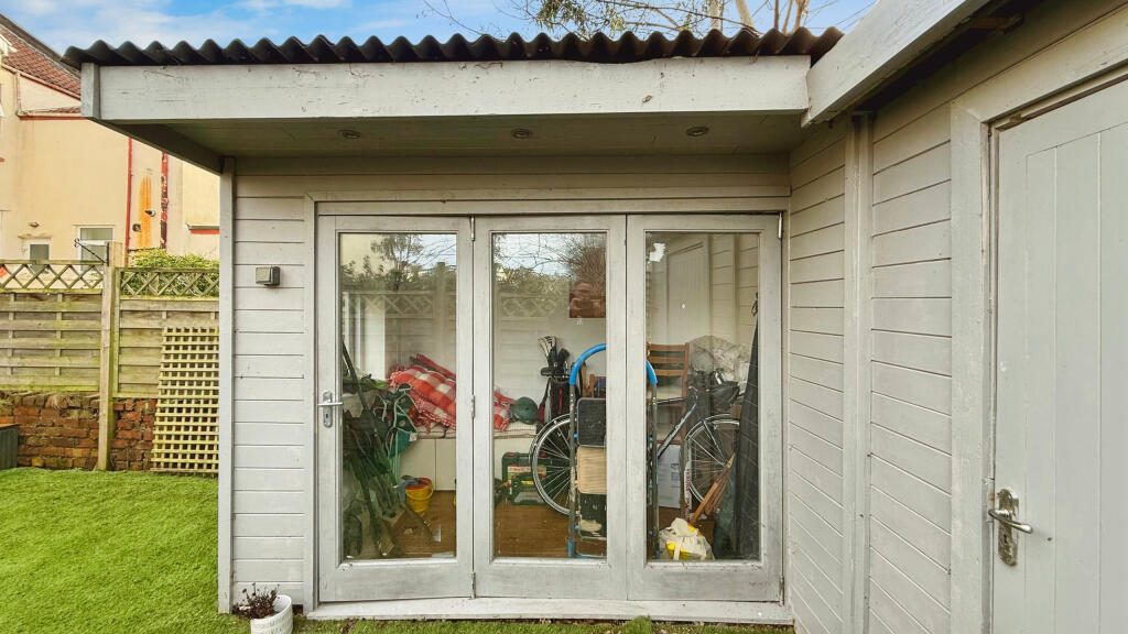 Garden room