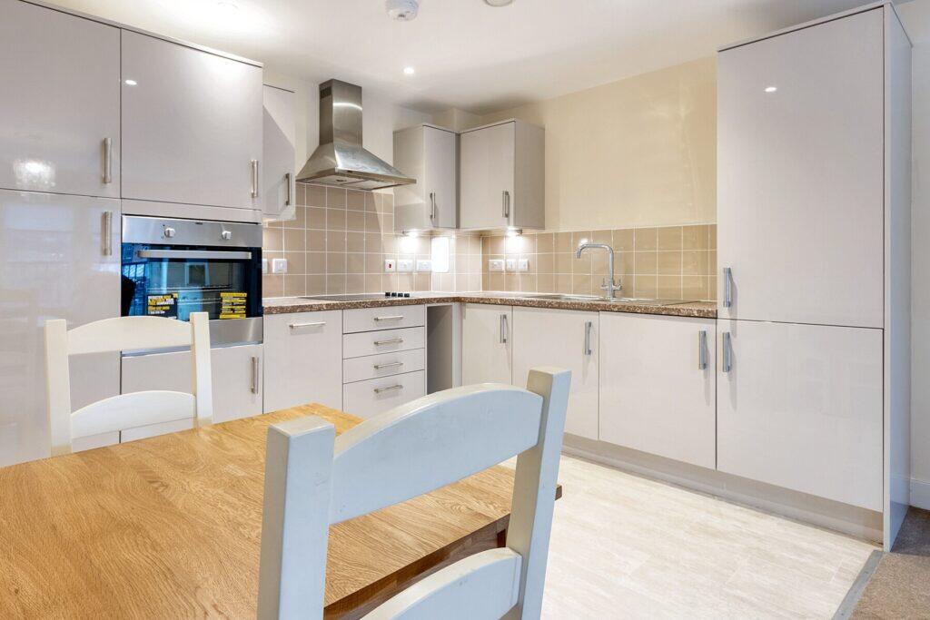 Whiston Court-Diner Kitchen