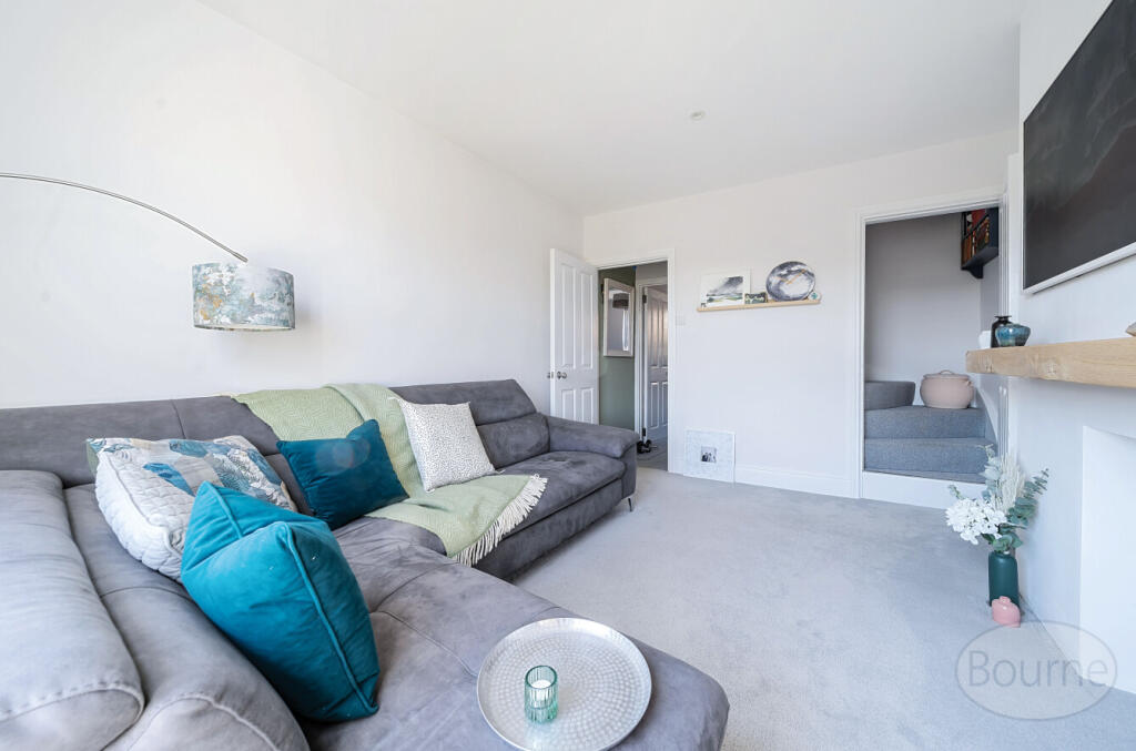 7b6a98d3-7b8e-46f...