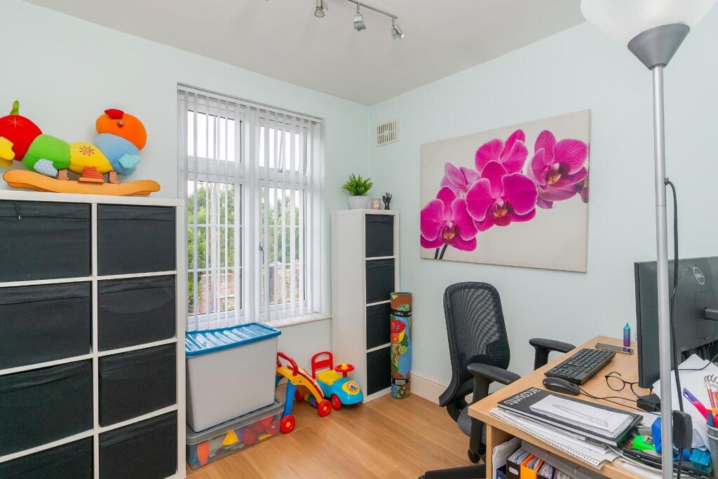 0A2AEE - Bedroom K.jpg