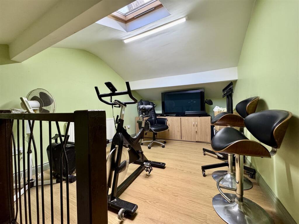 GARAGE WITH MEZZANINE OFFICE/GYM