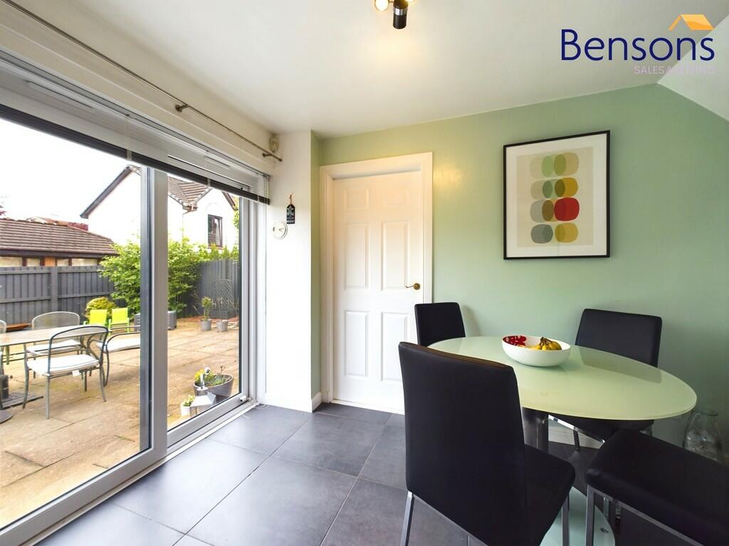 CAM01596G0-PR0260...