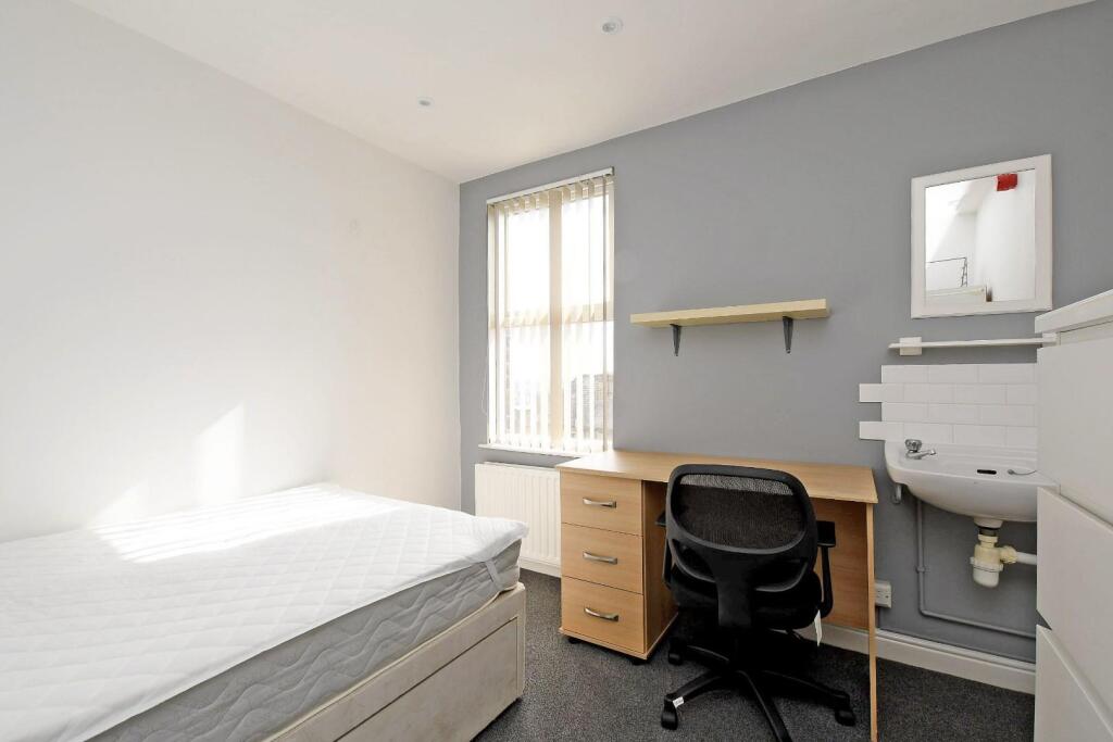 Bedroom 5 (1).jpeg