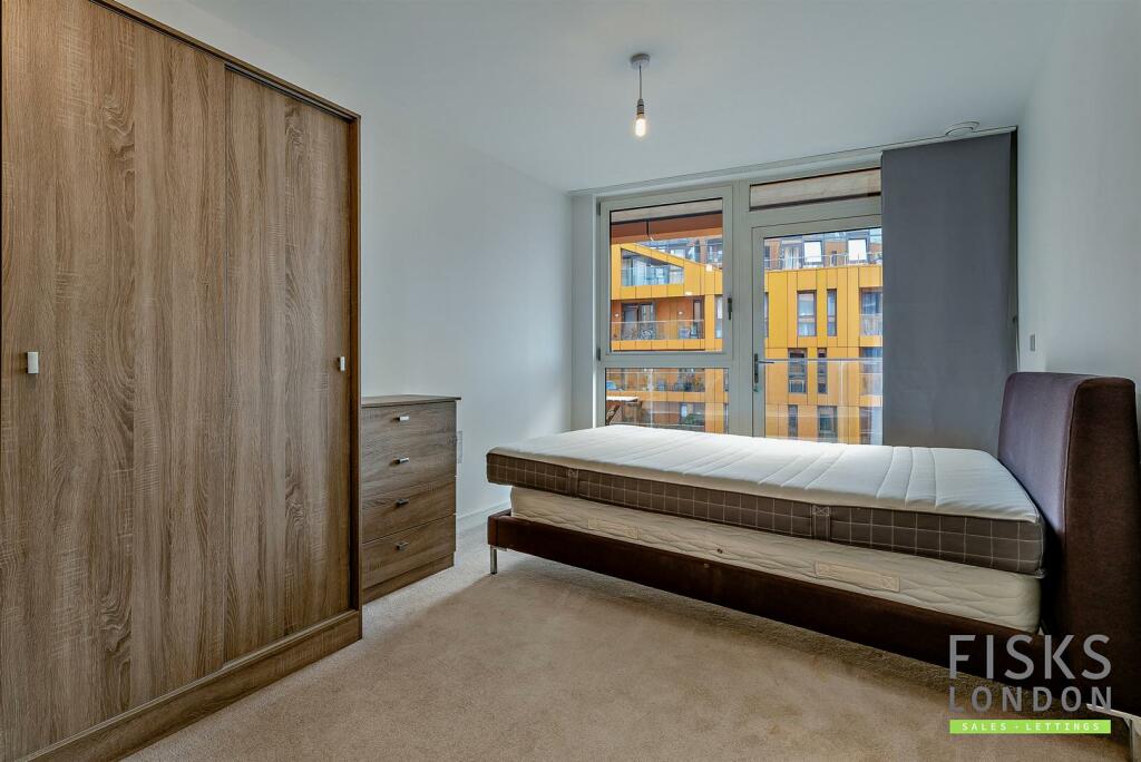 8614845-interior15-800.JPG
