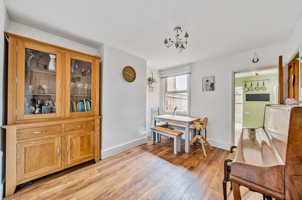 1291227-40-68262e...