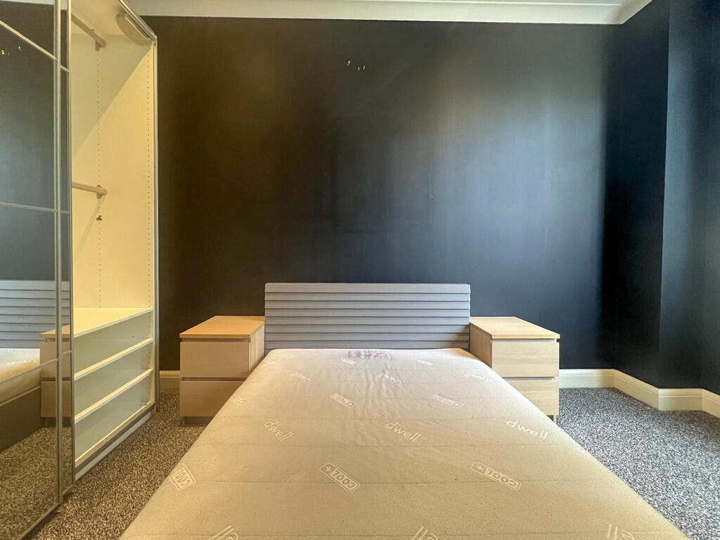 bedroom USE