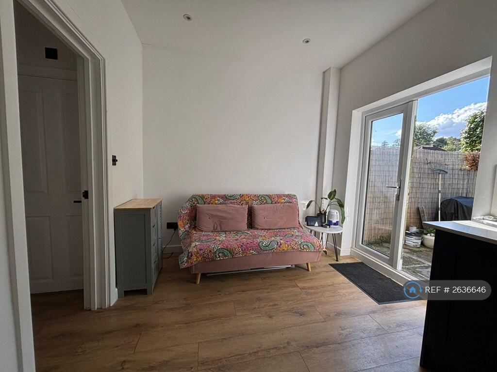 Seating Area In Kitchen