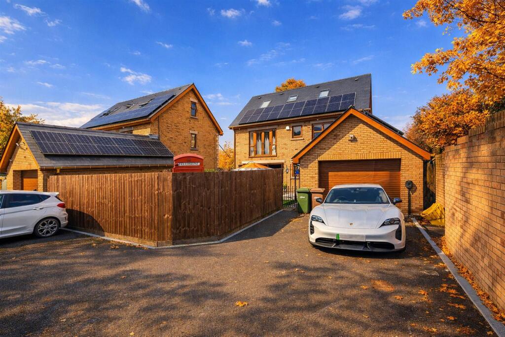driveway.jpg