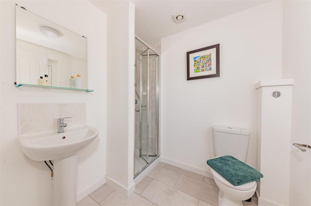 25 Selfridge Crescent Carnoustie-13.JPG