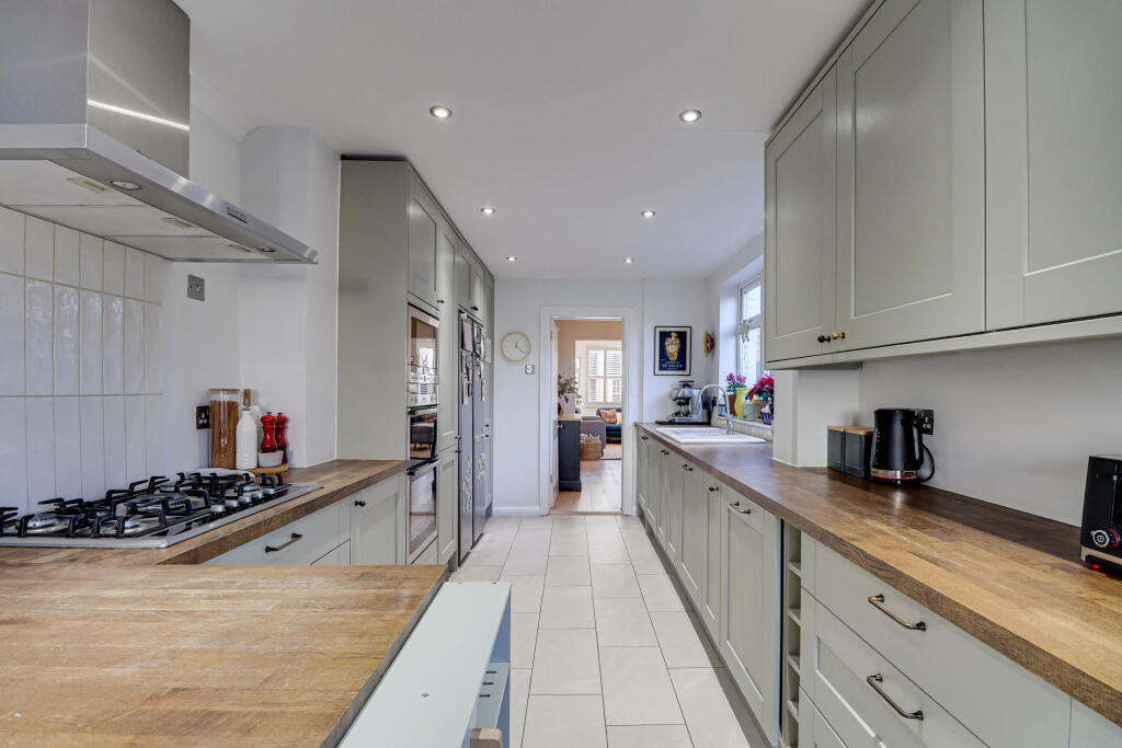 Kitchen/Breakfast Room