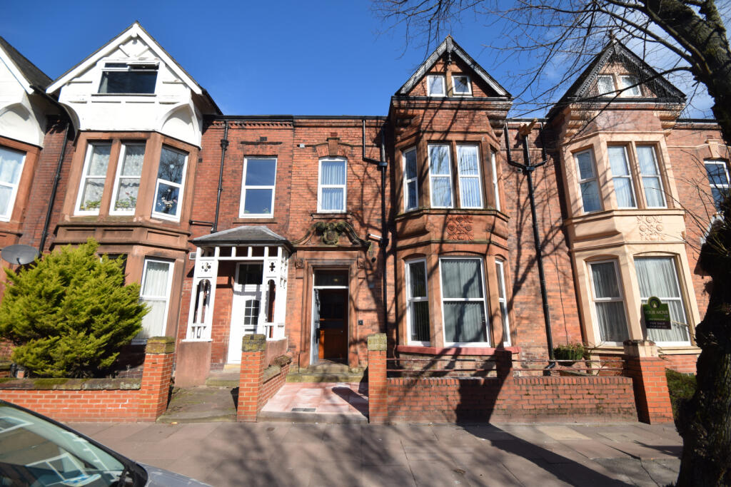 Two Bed City Centre Flat