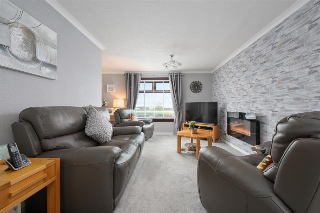 51EastercraigGardens008.JPG