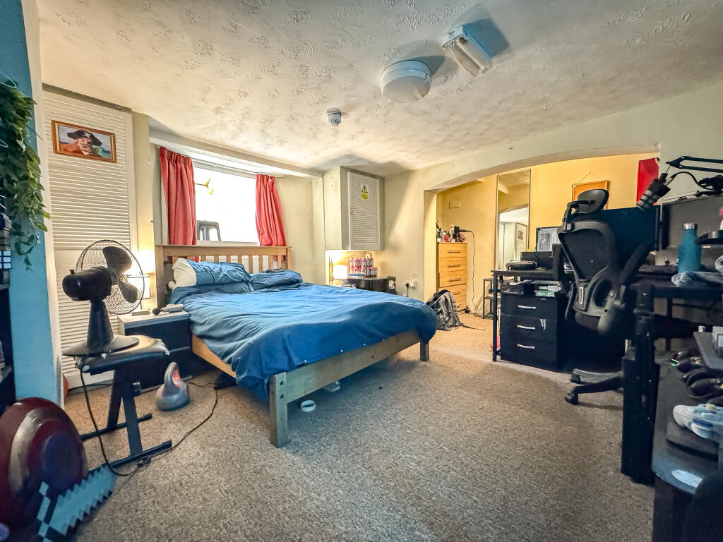 Bed 2 (cellar)