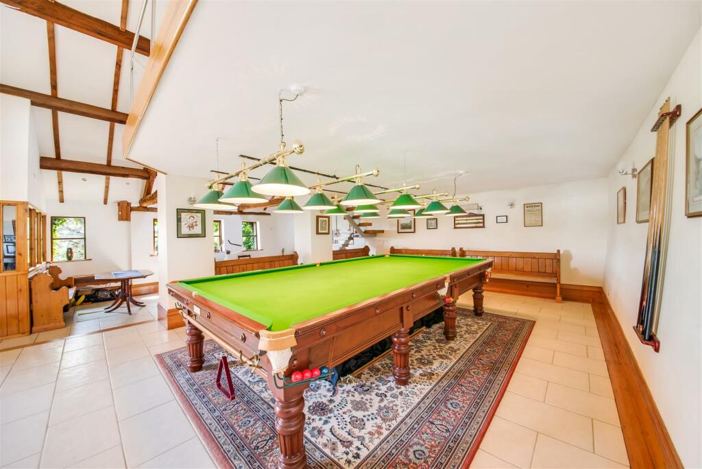 THE BARN/GAMES/LEISURE WING