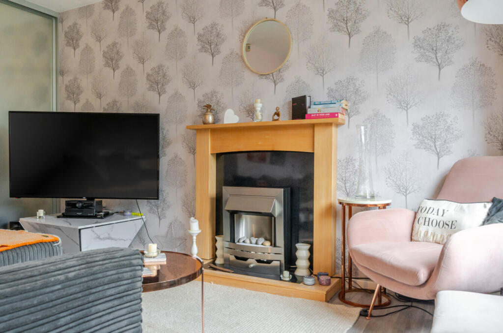 1330254-5-6880e83...