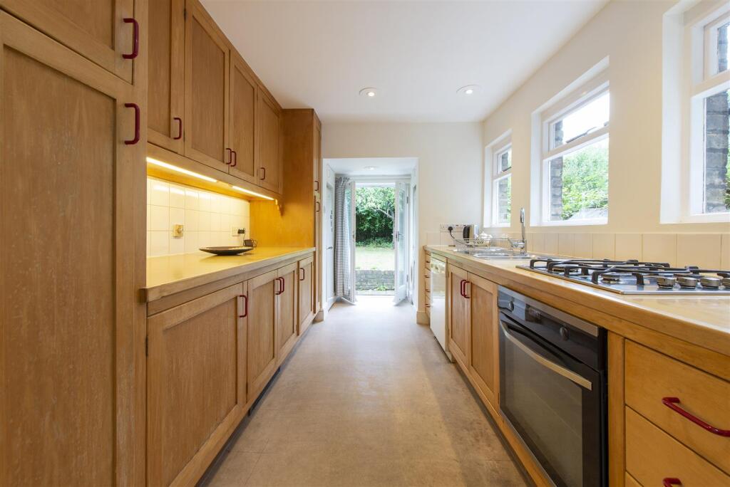 53206 Hi res (15).jpg