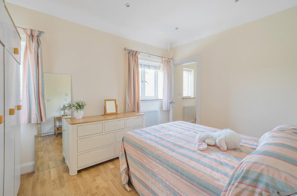 40-6821f52e098b8-...