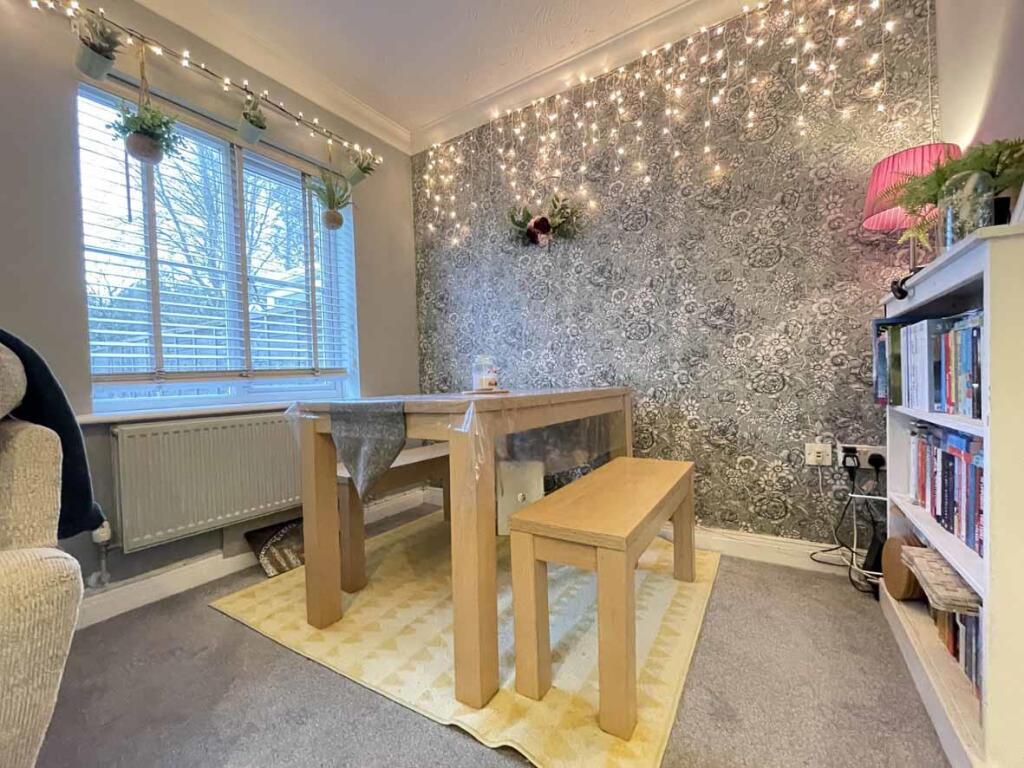 Temeraire Road 57 Dining Area.jpg