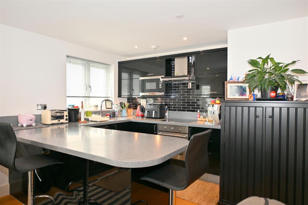 Living Room Open Plan To Fitted Kitchen