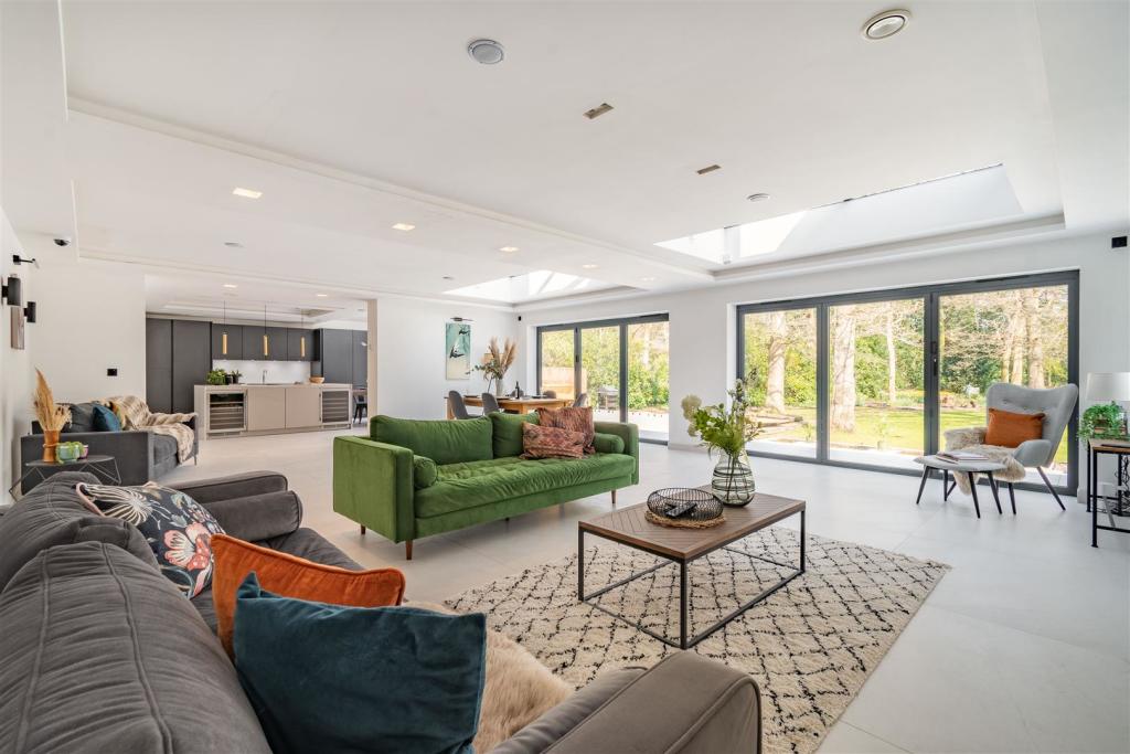 8496053-interior39.jpg