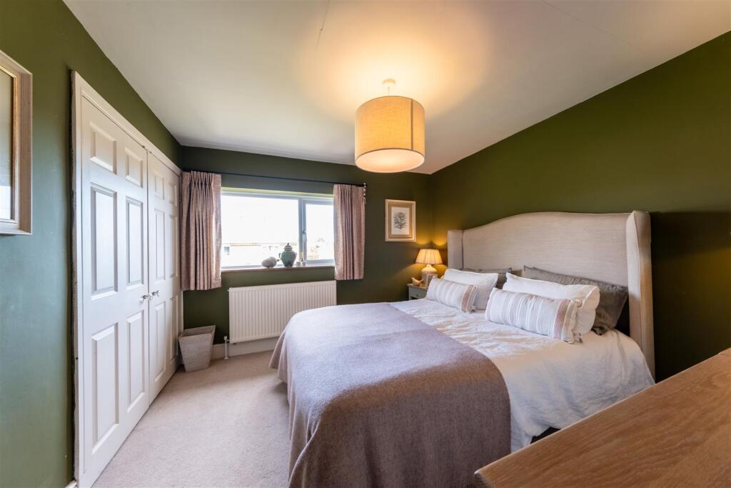 10 Abbotts Road-018.jpg