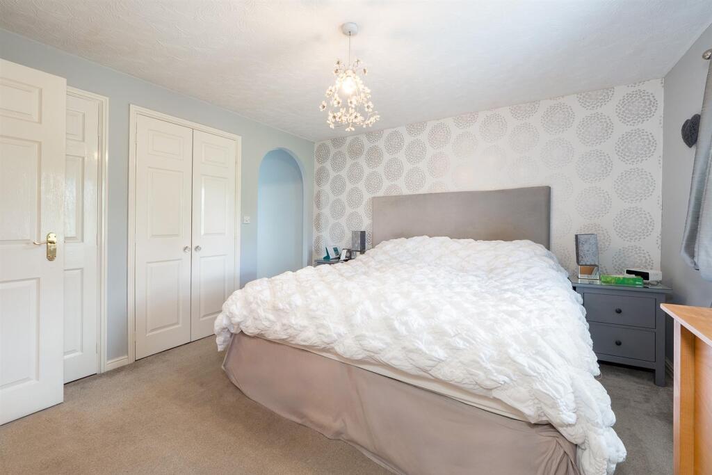 22 St Peters Way-36.jpg