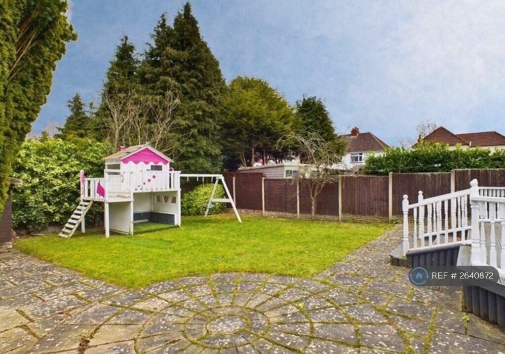 Large Landscaped Garden With Beautiful Playhouse