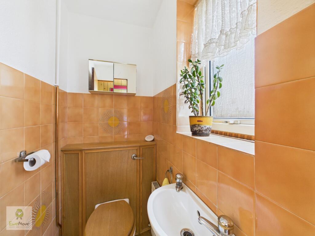 CAM02308G0-PR0160-STILL017