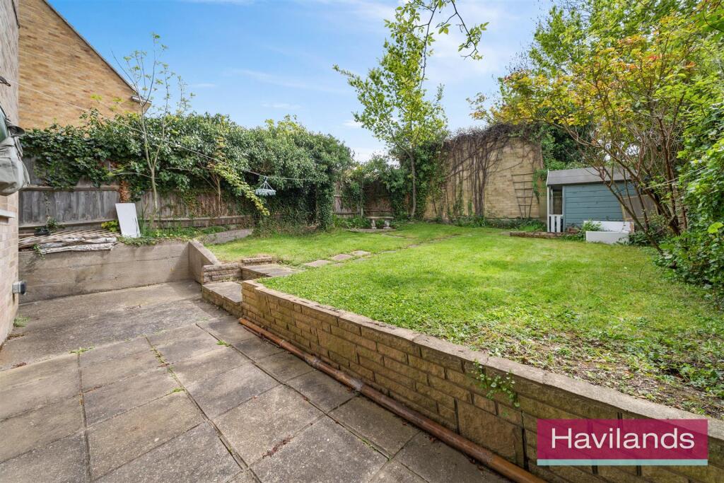 Lindal Cresent-17.jpg