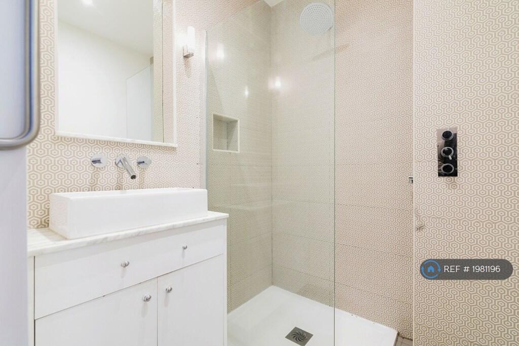 Bathroom - Shower Room